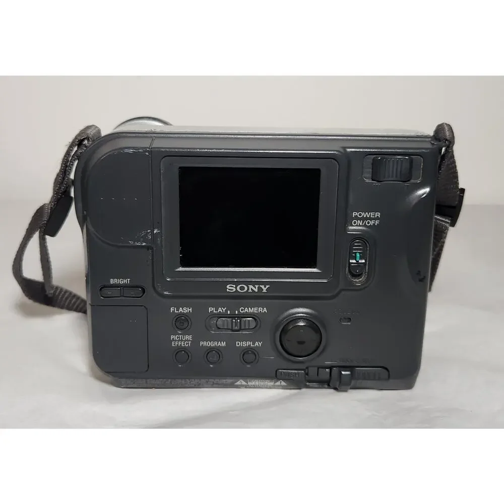Sony UNTESTED FD Mavica MVC-FD75 With Floppy Disk Digital Still Camera